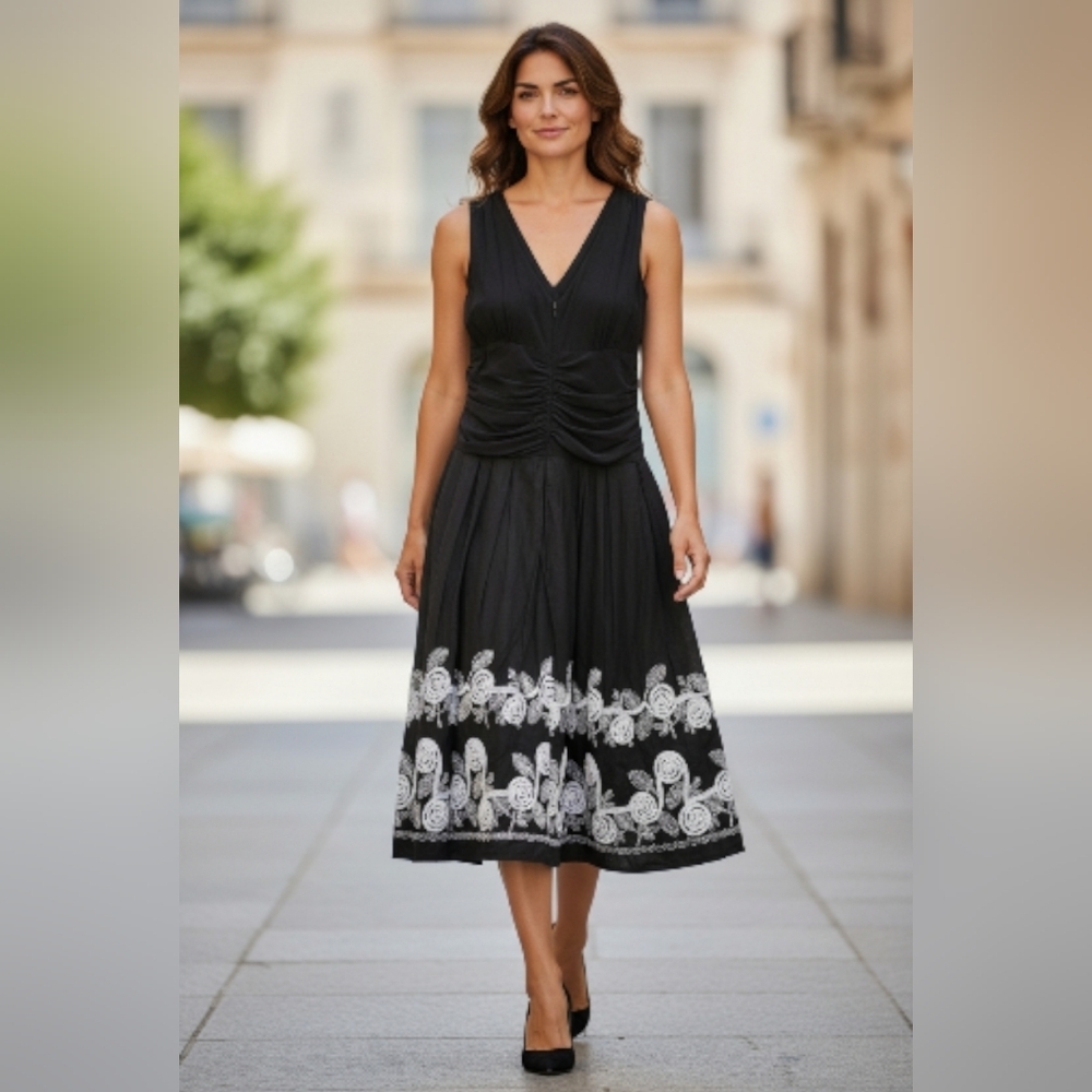 Laura Black & White Halter Dress Sz 14 Ex Cond Lovely Party Dress